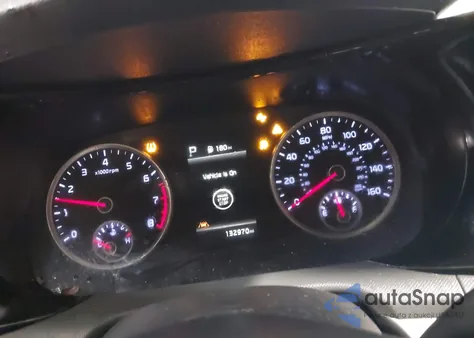 2022 Kia K5 Lxs z USA, uszkodzony, nr VIN 5XXG14J23NG118875